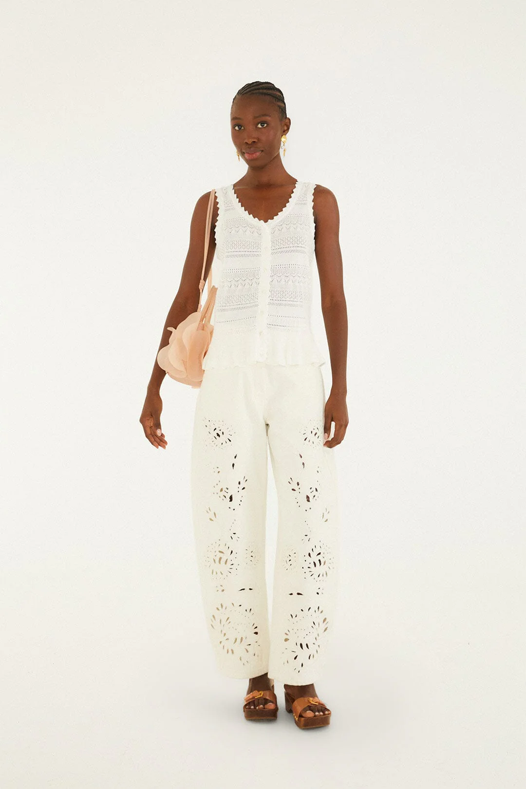 Off-White Crochet Sleeveless Blouse - Image 4