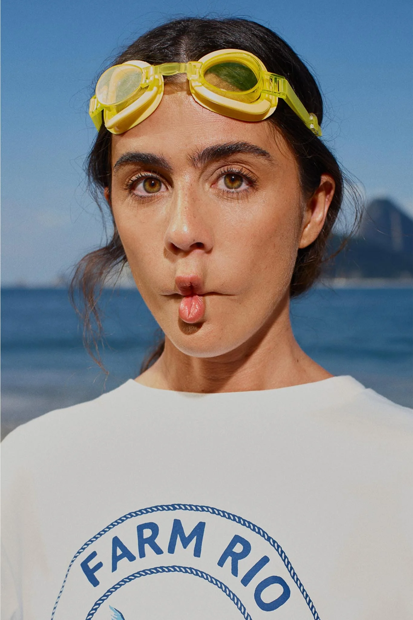 Off-White Summer In The Tropics Crochet Hem T-Shirt - Image 2