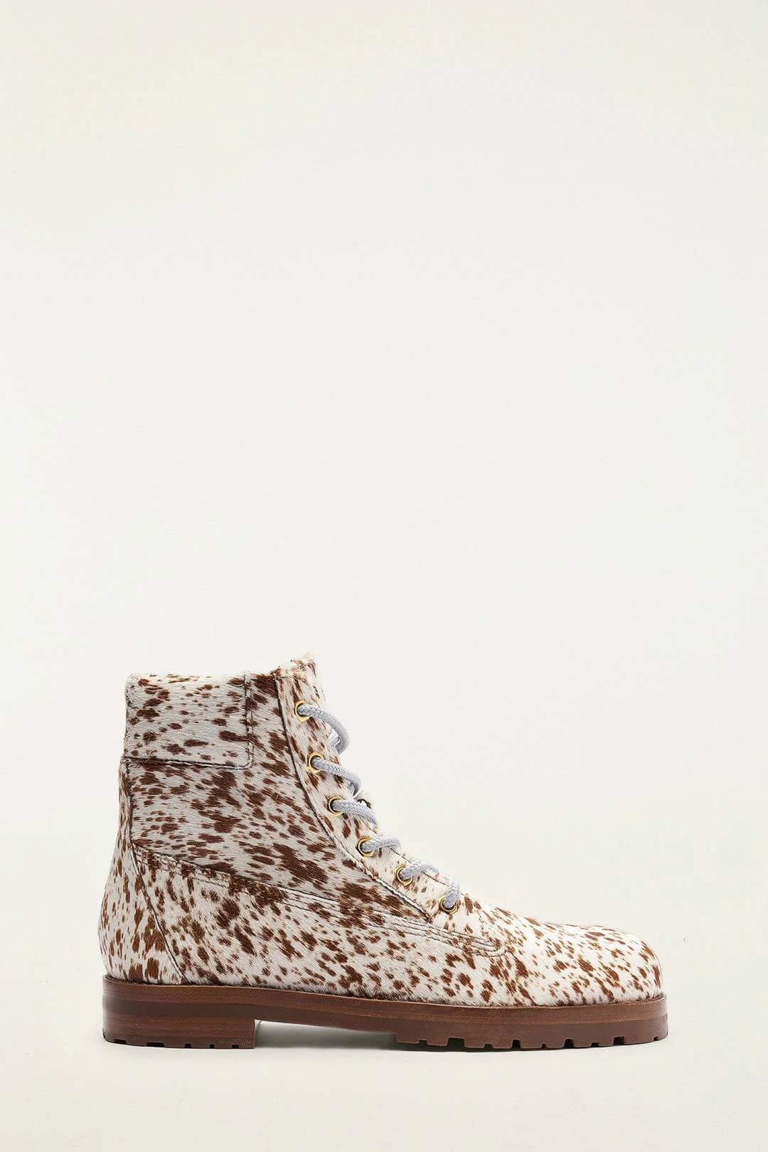 Trekking Boots